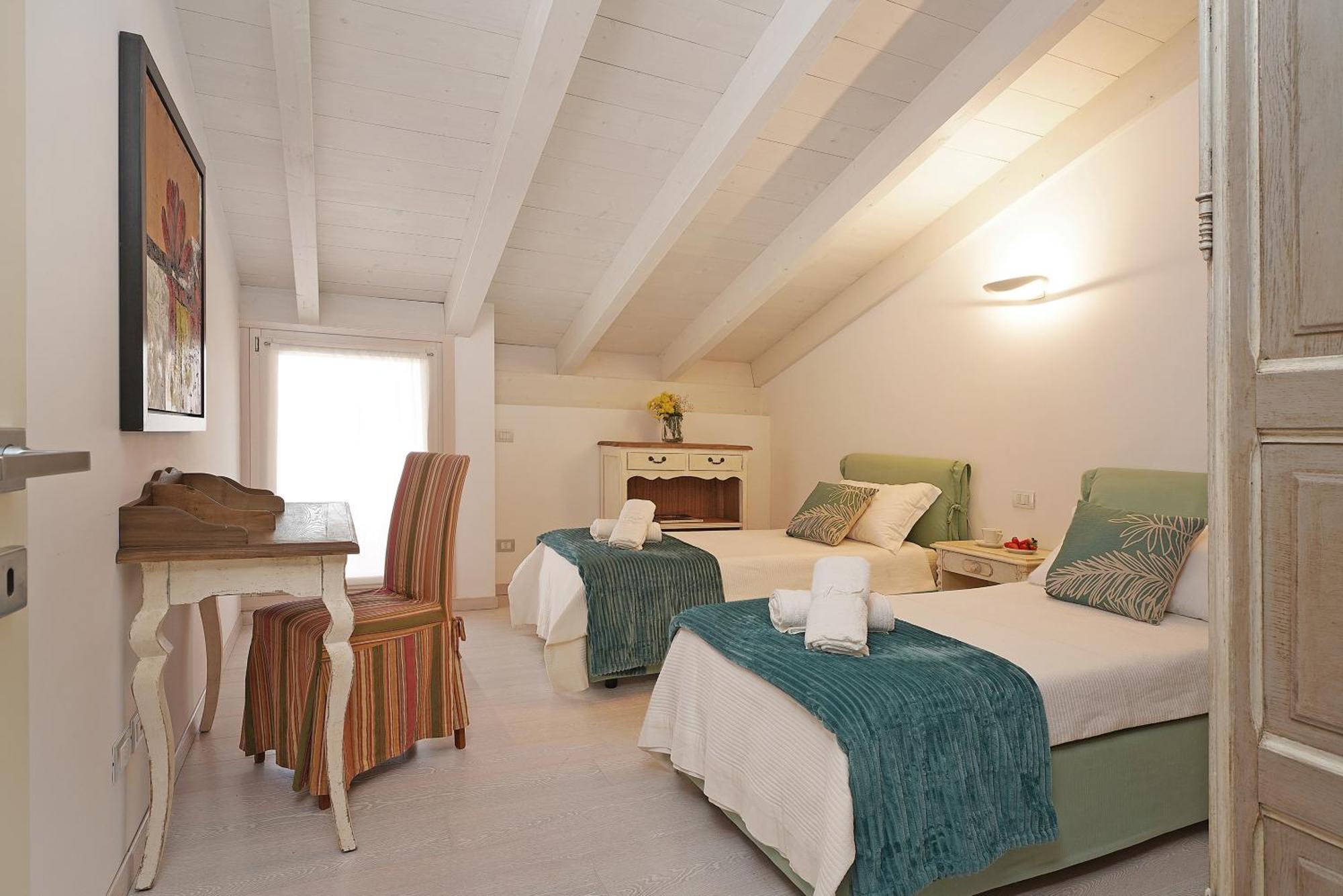Resort Caesar C4 Sirmione - Gardagate Экстерьер фото